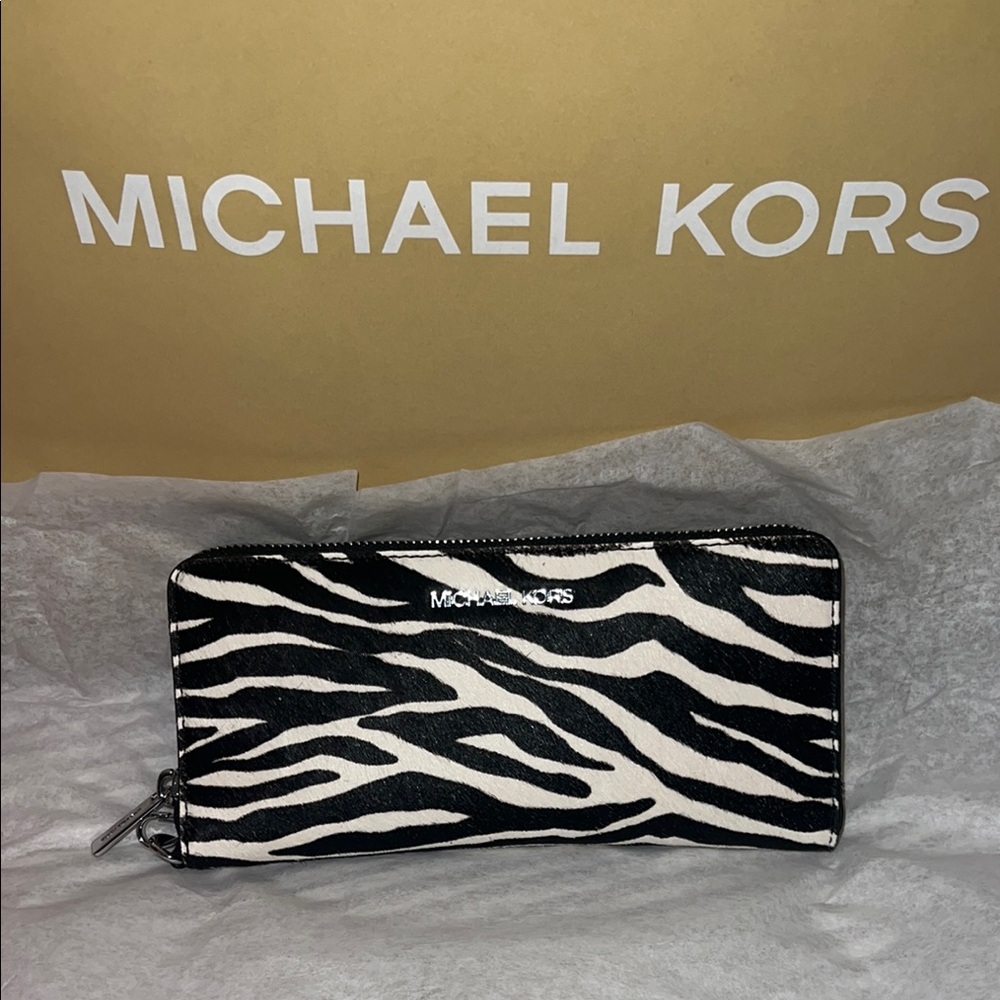 Michael Kors Black and White Zebra Wallet Wallet/Wristlet Brand New